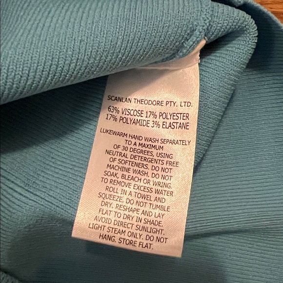 Scanlan Theodore Sky Blue 2 piece Crepe Set Size Medium - Picture 9 of 17